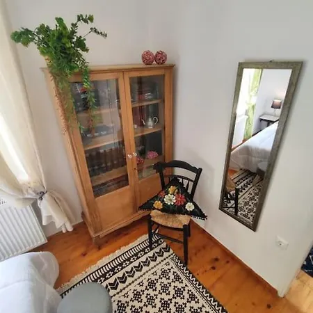 Thalgiron, A Breath Away From Delphi Ámfissa