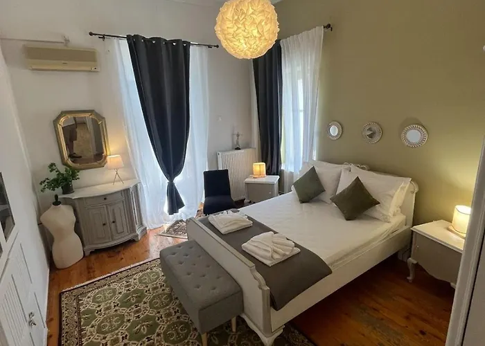 Thalgiron, A Breath Away From Delphi Apartamento